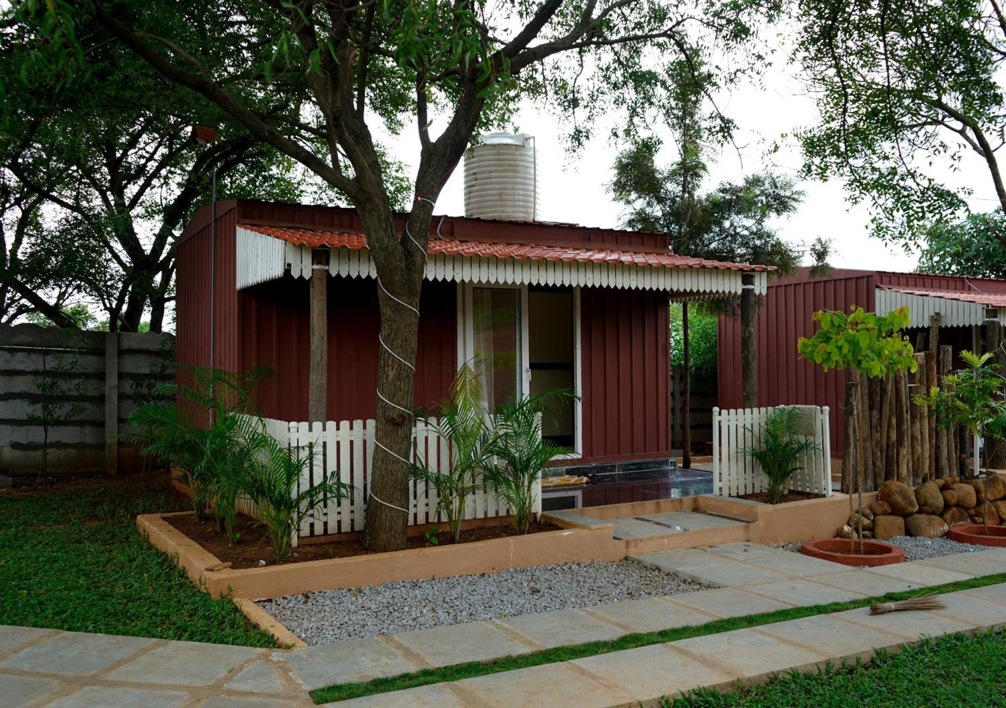 Village Trails Resort Haydarabad Dış mekan fotoğraf